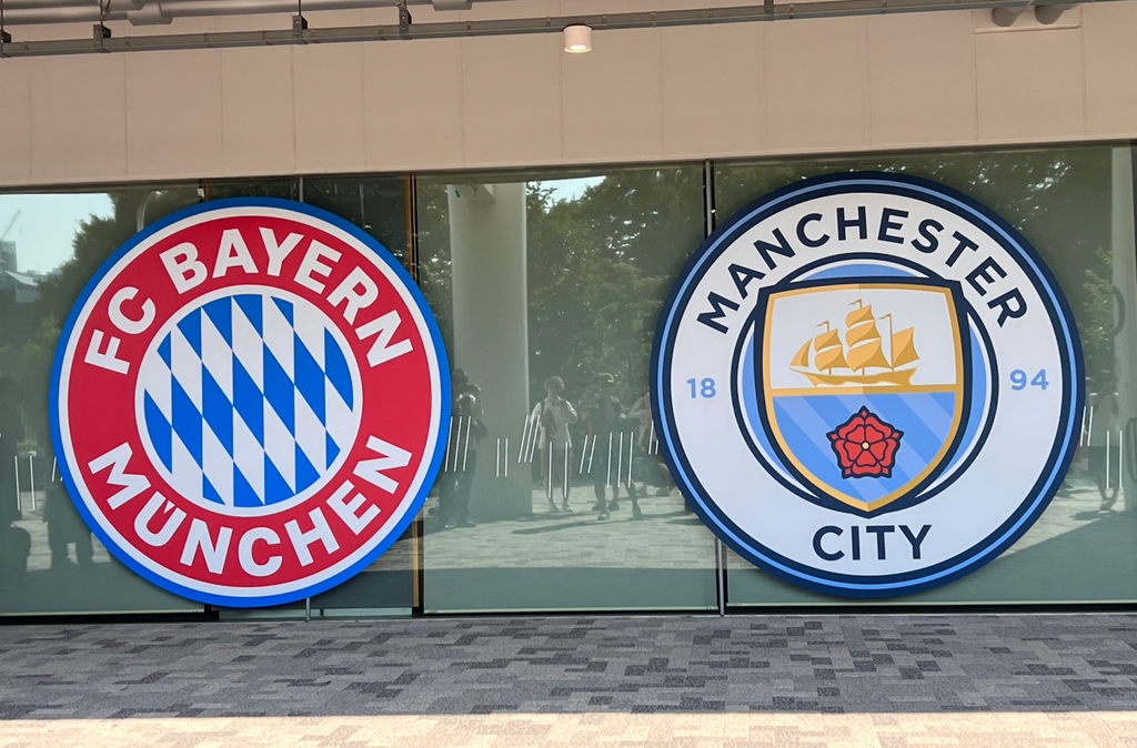 FCバイエルン・ミュンヘン マンチェスターシティ 大会記念バッジ FC FCバイエルン・ミュンヘン マンチェスターシティ 大会記念バッジ FC